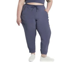 Athleta Plus Size Venture Pant in Navy